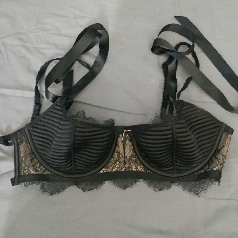 Victoria's Secret Dream Angels Balconet Bra